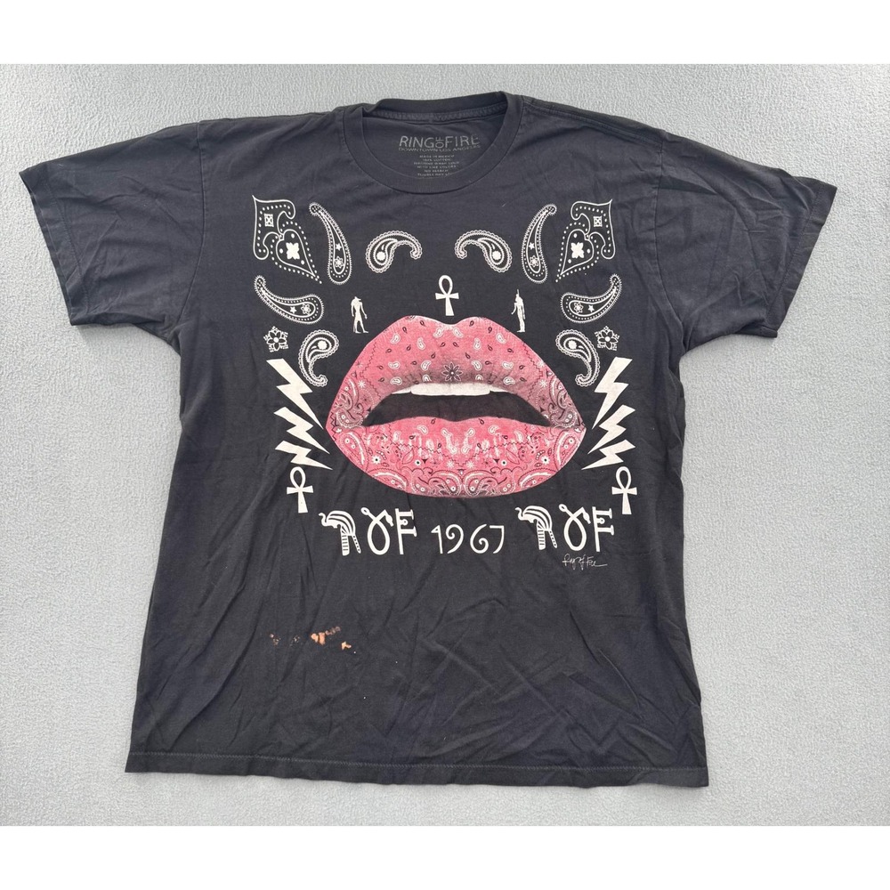 Ring of Fire Y2K Graphic Tee L Black Egyptian Lips Paisley Grunge Edgy LA Street